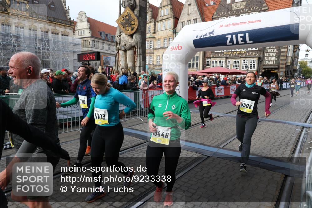 05.10.2025 - 20. swb-Marathon Bremen Yannick Fuchs http://msf.ph/oto/9233338 05.10.2025 11:03:35 Ziel 7776, 9224, 9225, 9308, 9498, 9850, 10446, 10963, 10995, 11103, 11124, 11150, 11236, 11502 meine-sportfotos.de