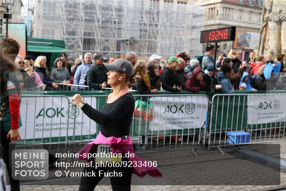 05.10.2025 - 20. swb-Marathon Bremen Yannick Fuchs http://msf.ph/oto/9233406 05.10.2025 11:03:38 Ziel 7199, 7776, 9224, 9308, 9486, 9498, 9850, 10446, 10995, 11150, 11236, 11522 meine-sportfotos.de