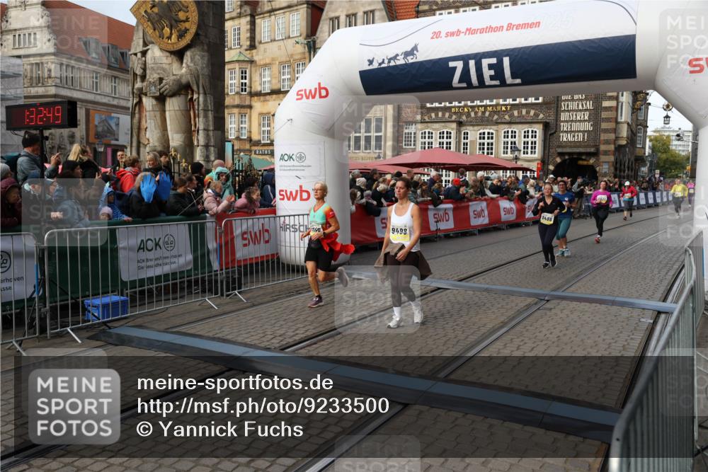 05.10.2025 - 20. swb-Marathon Bremen Yannick Fuchs http://msf.ph/oto/9233500 05.10.2025 11:03:39 Ziel 7199, 7776, 9308, 9486, 9498, 9850, 10446, 10995, 11150, 11236, 11522 meine-sportfotos.de
