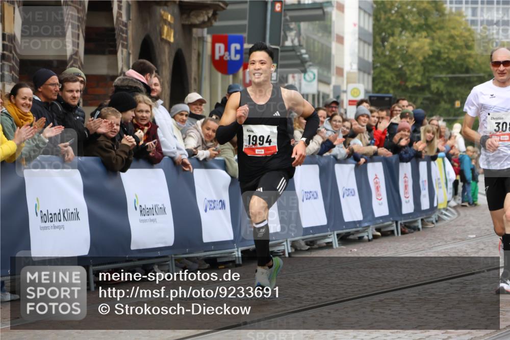 05.10.2025 - 20. swb-Marathon Bremen Strokosch-Dieckow http://msf.ph/oto/9233691 05.10.2025 12:35:25 Ziel 308, 1994 meine-sportfotos.de