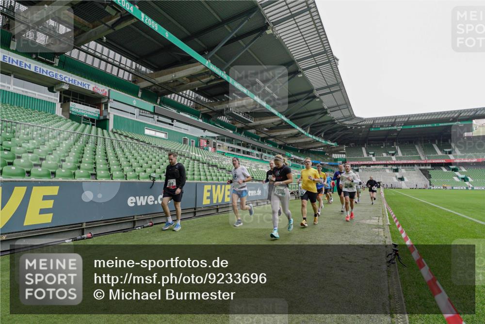 05.10.2025 - 20. swb-Marathon Bremen Michael Burmester http://msf.ph/oto/9233696 05.10.2025 12:56:24 Laufen im Stadion 325, 591, 830, 901, 984, 989, 1161, 1261, 1380, 1679, 1774, 1825, 1931, 2134, 2149, 2263, 2438, 2490, 2571, 2634, 2942, 3161, 3392, 3606, 3749, 3980, 4052, 4101, 4149, 4288, 4432, 4485, 5246, 5255, 5370, 5419, 5469, 5490, 5615, 5719, 6070, 6176, 6375, 6441, 6451, 6515, 6689, 6744, 6797, 6864, 6926, 7000, 7283, 7292, 7320, 7431, 7783, 7920, 8060, 8144, 8222, 9054, 78, 240, 1490, 2162, 2459, 2884, 3074, 3515, 3612, 4079, 4116, 4195, 4456, 5691 meine-sportfotos.de