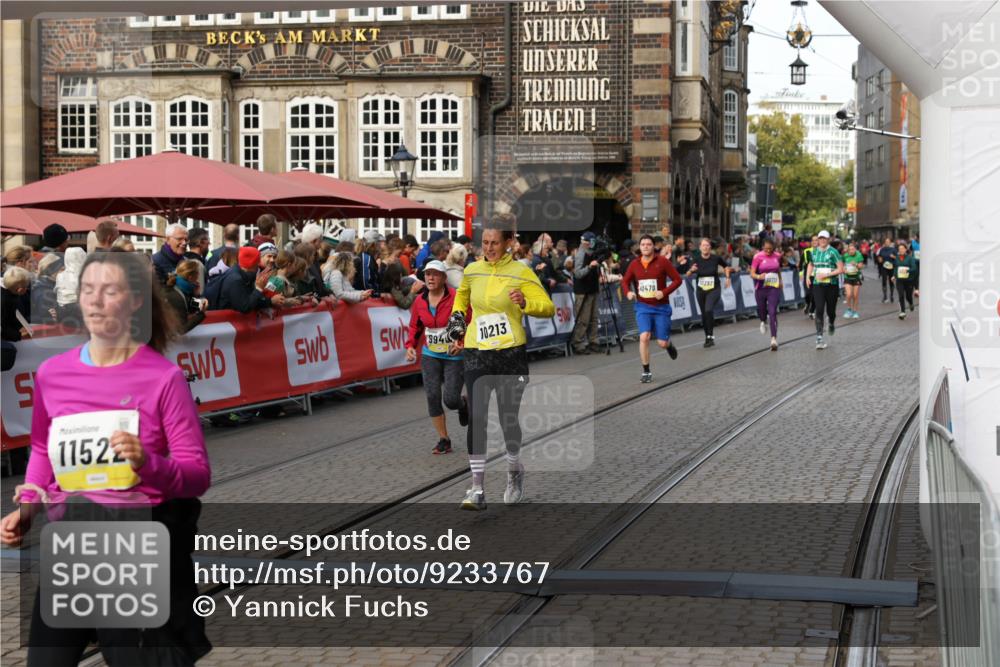 05.10.2025 - 20. swb-Marathon Bremen Yannick Fuchs http://msf.ph/oto/9233767 05.10.2025 11:03:43 Ziel 7199, 9486, 9498, 9850, 9940, 10213, 10478, 11522 meine-sportfotos.de