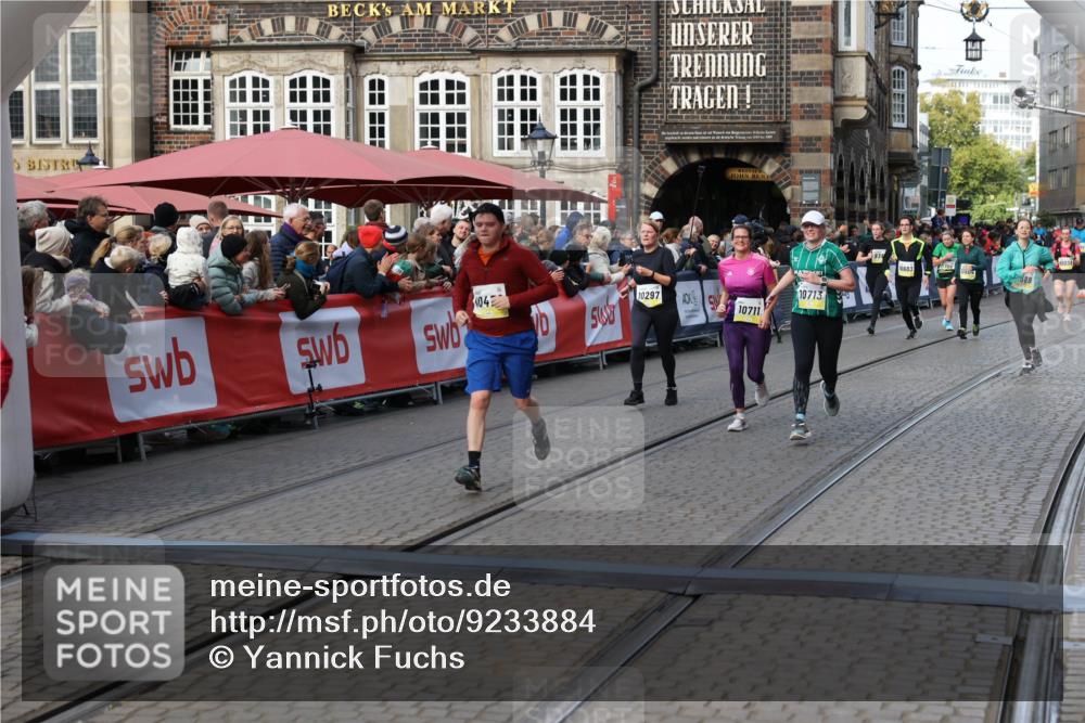 05.10.2025 - 20. swb-Marathon Bremen Yannick Fuchs http://msf.ph/oto/9233884 05.10.2025 11:03:46 Ziel 7199, 9486, 9940, 10213, 10297, 10478, 10711, 10713, 11522, 11589 meine-sportfotos.de
