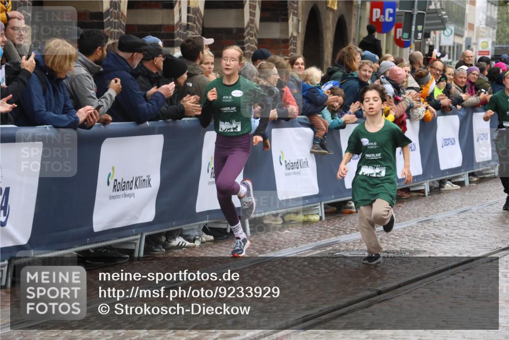 05.10.2025 - 20. swb-Marathon Bremen Strokosch-Dieckow http://msf.ph/oto/9233929 05.10.2025 15:18:35 Ziel  meine-sportfotos.de