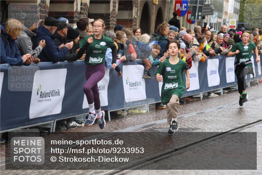05.10.2025 - 20. swb-Marathon Bremen Strokosch-Dieckow http://msf.ph/oto/9233953 05.10.2025 15:18:36 Ziel  meine-sportfotos.de