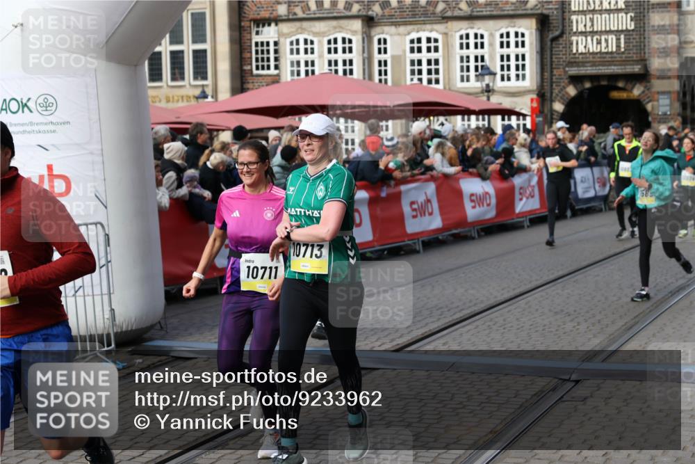 05.10.2025 - 20. swb-Marathon Bremen Yannick Fuchs http://msf.ph/oto/9233962 05.10.2025 11:03:48 Ziel 9315, 9940, 10213, 10297, 10478, 10603, 10604, 10711, 10713, 11522, 11589 meine-sportfotos.de