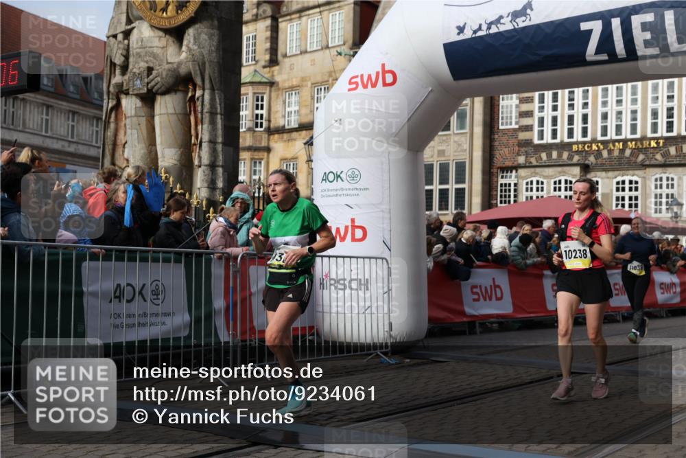 05.10.2025 - 20. swb-Marathon Bremen Yannick Fuchs http://msf.ph/oto/9234061 05.10.2025 11:03:56 Ziel 7788, 9315, 10238, 10603, 10604, 11039, 11272, 11306, 11589 meine-sportfotos.de