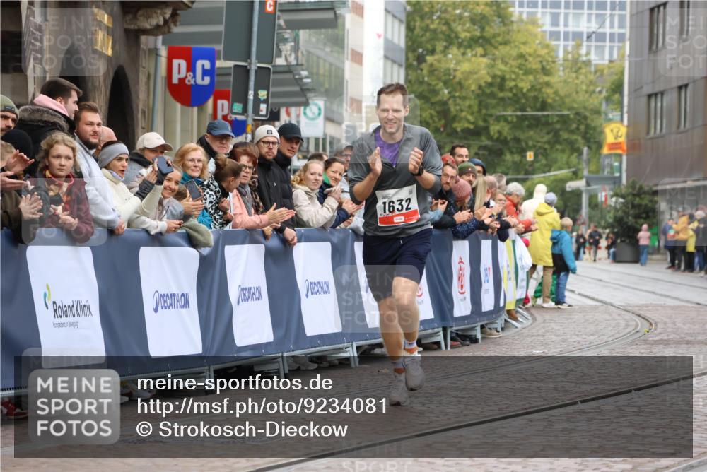 05.10.2025 - 20. swb-Marathon Bremen Strokosch-Dieckow http://msf.ph/oto/9234081 05.10.2025 12:36:32 Ziel 1632 meine-sportfotos.de