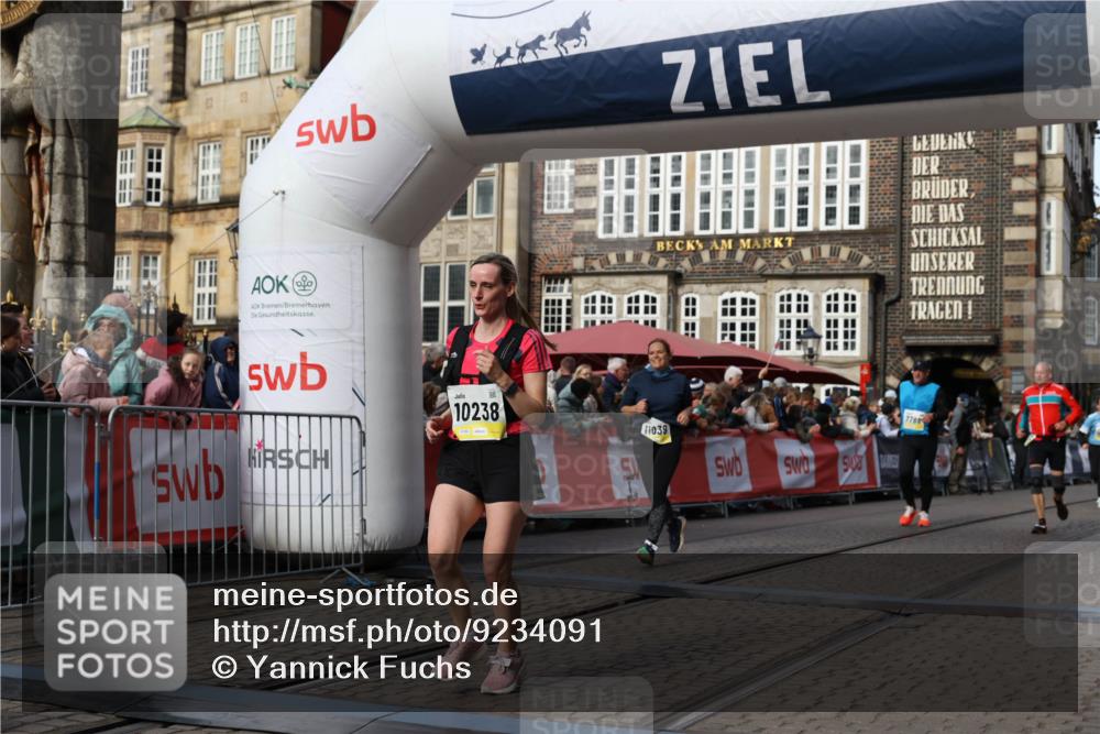 05.10.2025 - 20. swb-Marathon Bremen Yannick Fuchs http://msf.ph/oto/9234091 05.10.2025 11:03:56 Ziel 7788, 9315, 10238, 10603, 10604, 11039, 11272, 11306, 11589 meine-sportfotos.de