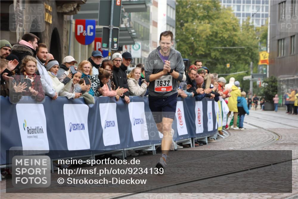 05.10.2025 - 20. swb-Marathon Bremen Strokosch-Dieckow http://msf.ph/oto/9234139 05.10.2025 12:36:32 Ziel 1632 meine-sportfotos.de