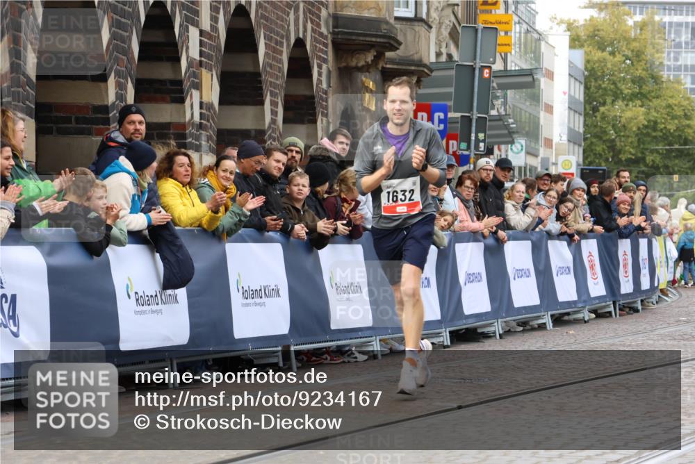 05.10.2025 - 20. swb-Marathon Bremen Strokosch-Dieckow http://msf.ph/oto/9234167 05.10.2025 12:36:33 Ziel 1632 meine-sportfotos.de