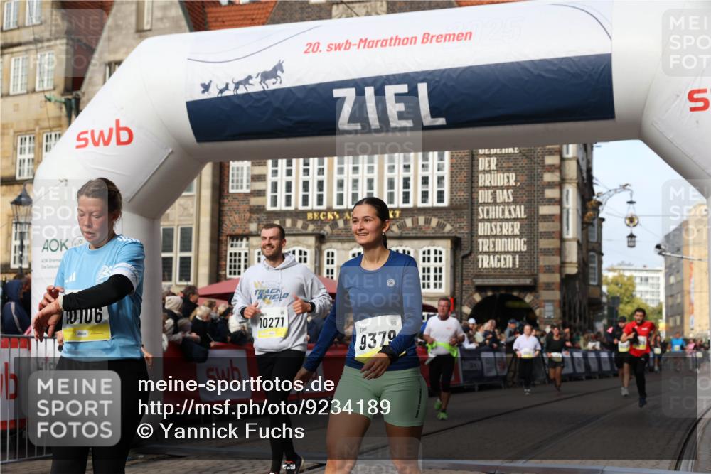 05.10.2025 - 20. swb-Marathon Bremen Yannick Fuchs http://msf.ph/oto/9234189 05.10.2025 11:04:04 Ziel 7788, 9241, 9379, 9571, 10106, 10265, 10271, 11039, 11183, 11272, 11609 meine-sportfotos.de