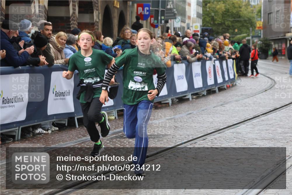 05.10.2025 - 20. swb-Marathon Bremen Strokosch-Dieckow http://msf.ph/oto/9234212 05.10.2025 15:18:38 Ziel  meine-sportfotos.de