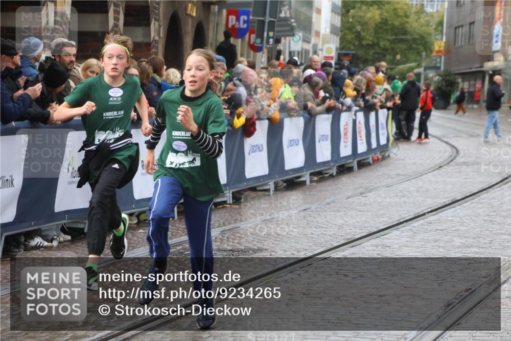 05.10.2025 - 20. swb-Marathon Bremen Strokosch-Dieckow http://msf.ph/oto/9234265 05.10.2025 15:18:38 Ziel  meine-sportfotos.de