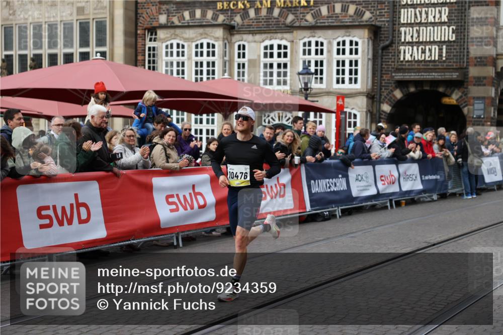 05.10.2025 - 20. swb-Marathon Bremen Yannick Fuchs http://msf.ph/oto/9234359 05.10.2025 10:35:13 Ziel 10476 meine-sportfotos.de