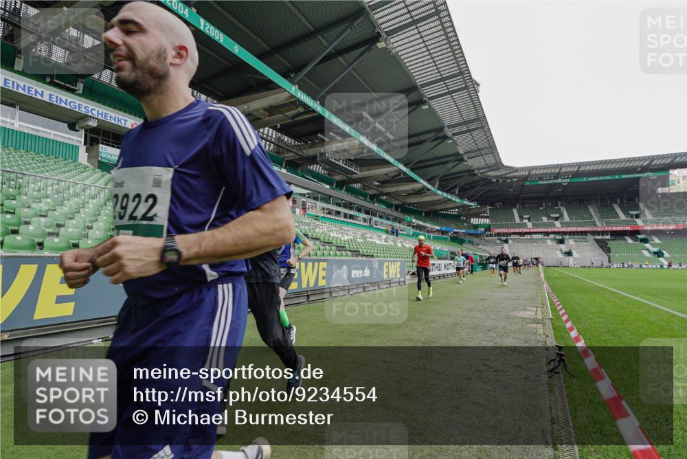 05.10.2025 - 20. swb-Marathon Bremen Michael Burmester http://msf.ph/oto/9234554 05.10.2025 12:58:35 Laufen im Stadion 90, 586, 726, 846, 963, 988, 1229, 1503, 1619, 1716, 2158, 2496, 2648, 2734, 2821, 2893, 2922, 3252, 3254, 3373, 3467, 3573, 3602, 3615, 3791, 4095, 4113, 4389, 4446, 4522, 4709, 4747, 4783, 5163, 5214, 5261, 5313, 5722, 5728, 5808, 5878, 5917, 6007, 6113, 6161, 6317, 6326, 6561, 6672, 6675, 6676, 6944, 7038, 7053, 7588, 7813, 7976, 8091, 8113, 8328, 8379, 8539, 8576, 8827, 8972, 9112, 9151, 415, 1491, 2234, 2240, 2304, 2662, 3977, 4102, 7731, 7911, 8128 meine-sportfotos.de