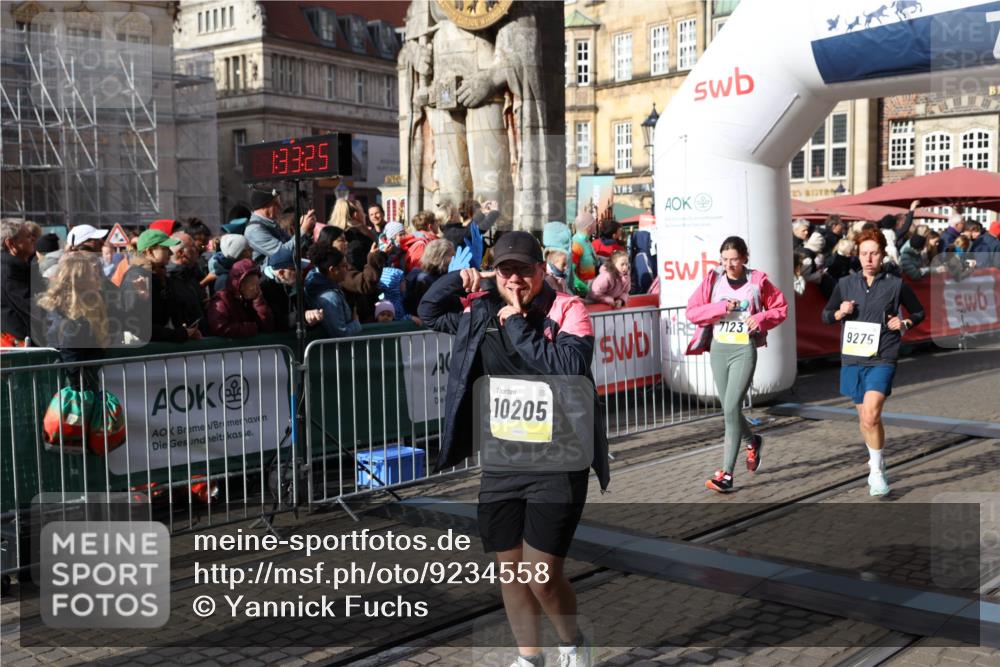 05.10.2025 - 20. swb-Marathon Bremen Yannick Fuchs http://msf.ph/oto/9234558 05.10.2025 11:04:14 Ziel 7123, 7789, 9275, 9398, 10205, 10551, 10853, 11102, 11611 meine-sportfotos.de