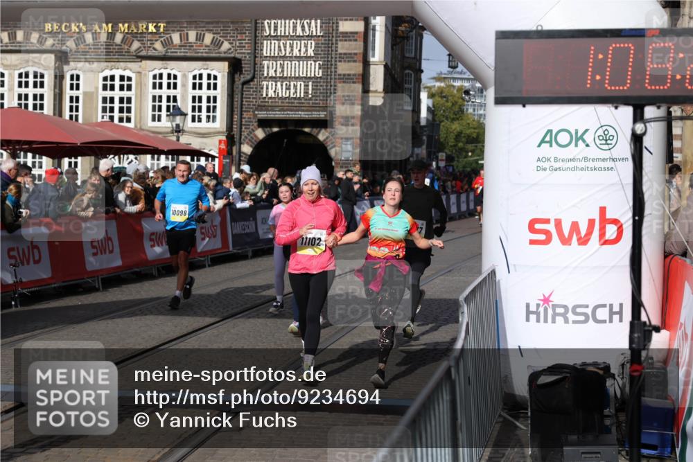 05.10.2025 - 20. swb-Marathon Bremen Yannick Fuchs http://msf.ph/oto/9234694 05.10.2025 11:04:17 Ziel 7123, 7789, 9275, 10098, 10853, 11001, 11077, 11102, 11611, 11685 meine-sportfotos.de