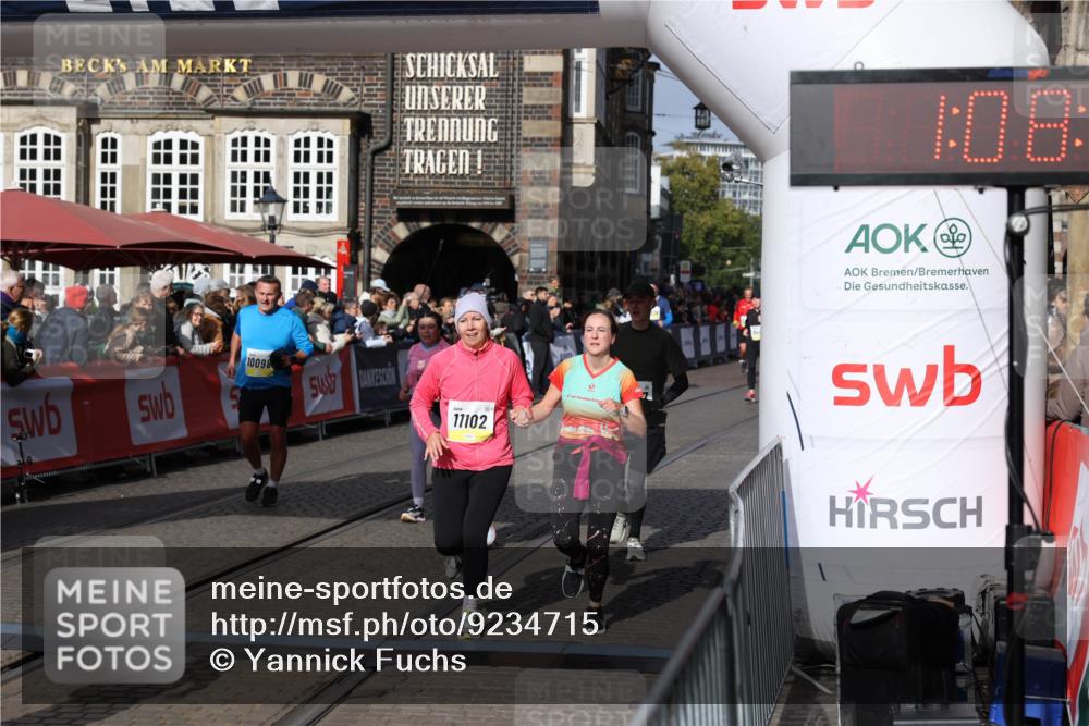 05.10.2025 - 20. swb-Marathon Bremen Yannick Fuchs http://msf.ph/oto/9234715 05.10.2025 11:04:17 Ziel 7123, 7789, 9275, 10098, 10853, 11001, 11077, 11102, 11611, 11685 meine-sportfotos.de