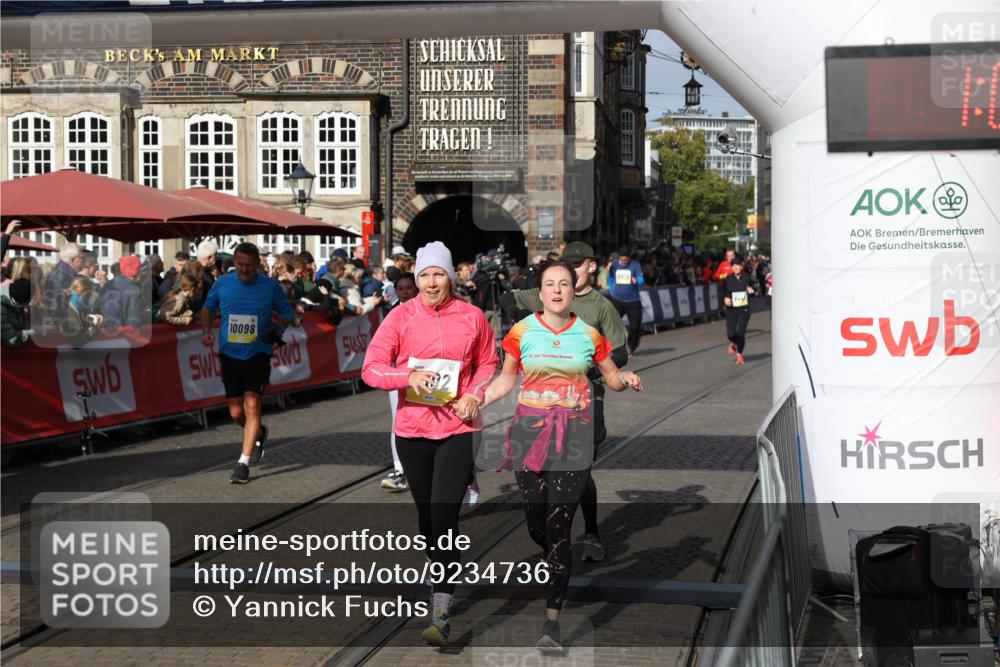 05.10.2025 - 20. swb-Marathon Bremen Yannick Fuchs http://msf.ph/oto/9234736 05.10.2025 11:04:18 Ziel 7123, 7789, 9275, 10098, 10853, 11001, 11077, 11102, 11611, 11685 meine-sportfotos.de