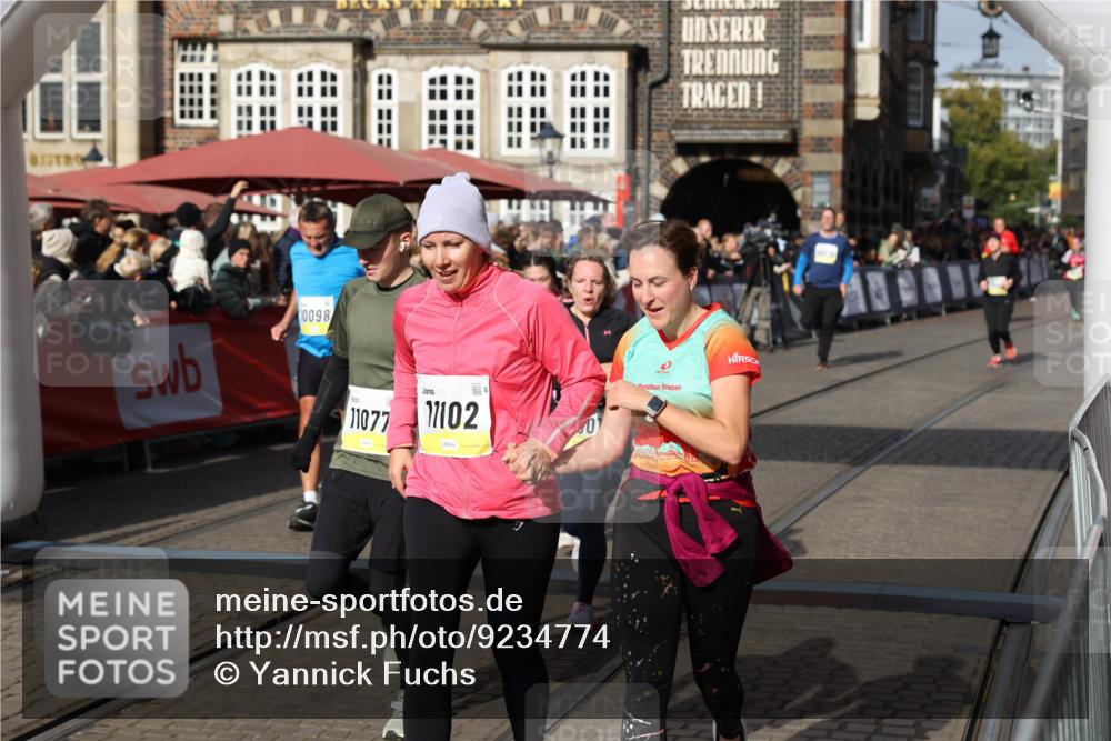 05.10.2025 - 20. swb-Marathon Bremen Yannick Fuchs http://msf.ph/oto/9234774 05.10.2025 11:04:19 Ziel 7123, 7789, 9275, 10098, 10853, 11001, 11077, 11102, 11611, 11685 meine-sportfotos.de