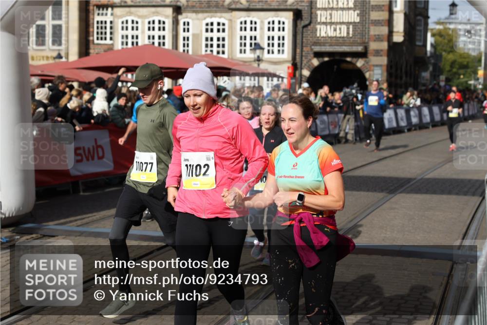 05.10.2025 - 20. swb-Marathon Bremen Yannick Fuchs http://msf.ph/oto/9234793 05.10.2025 11:04:19 Ziel 7123, 7789, 9275, 10098, 10853, 11001, 11077, 11102, 11611, 11685 meine-sportfotos.de