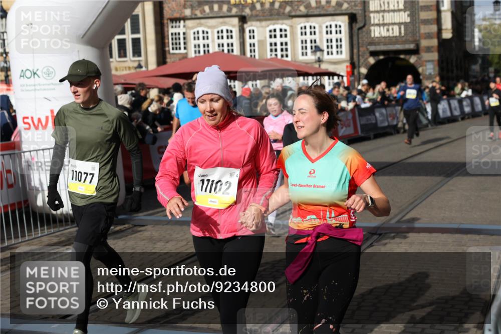 05.10.2025 - 20. swb-Marathon Bremen Yannick Fuchs http://msf.ph/oto/9234800 05.10.2025 11:04:19 Ziel 7123, 7789, 9275, 10098, 10853, 11001, 11077, 11102, 11611, 11685 meine-sportfotos.de