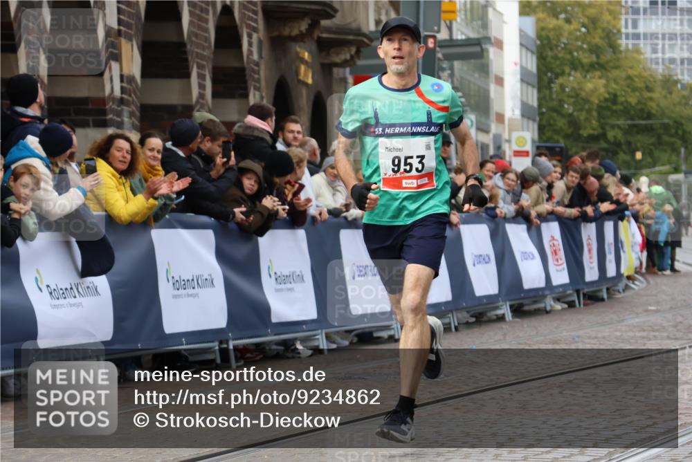 05.10.2025 - 20. swb-Marathon Bremen Strokosch-Dieckow http://msf.ph/oto/9234862 05.10.2025 12:37:16 Ziel 953 meine-sportfotos.de