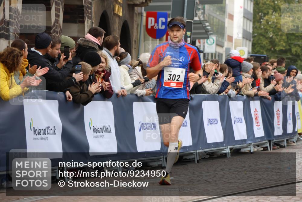 05.10.2025 - 20. swb-Marathon Bremen Strokosch-Dieckow http://msf.ph/oto/9234950 05.10.2025 12:37:25 Ziel 302, 1101 meine-sportfotos.de