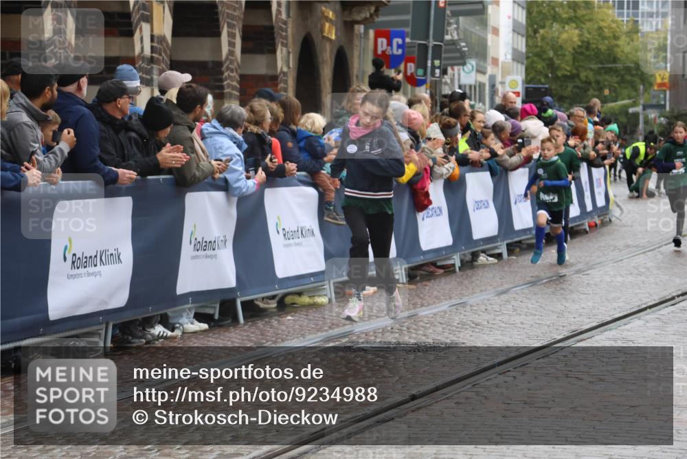 05.10.2025 - 20. swb-Marathon Bremen Strokosch-Dieckow http://msf.ph/oto/9234988 05.10.2025 15:19:31 Ziel  meine-sportfotos.de