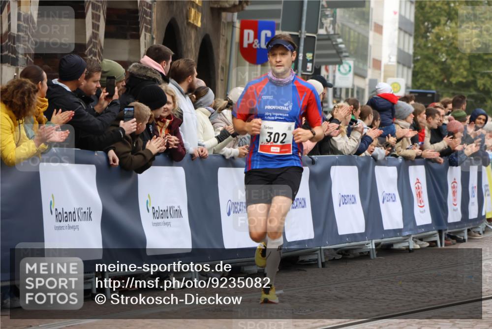 05.10.2025 - 20. swb-Marathon Bremen Strokosch-Dieckow http://msf.ph/oto/9235082 05.10.2025 12:37:25 Ziel 302, 1101 meine-sportfotos.de
