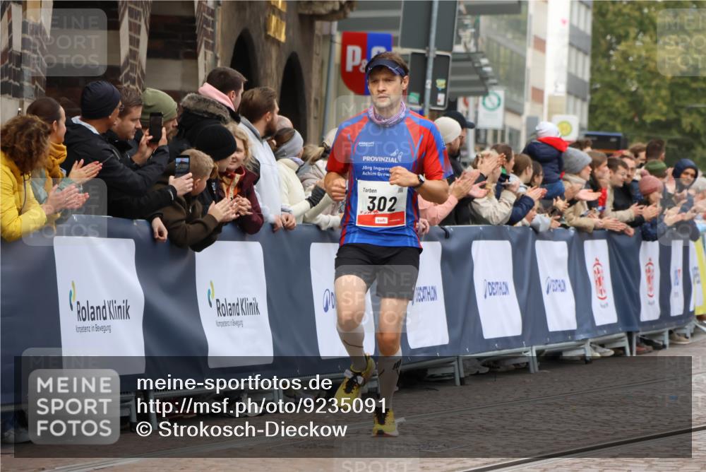 05.10.2025 - 20. swb-Marathon Bremen Strokosch-Dieckow http://msf.ph/oto/9235091 05.10.2025 12:37:25 Ziel 302, 1101 meine-sportfotos.de