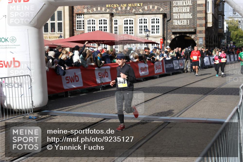 05.10.2025 - 20. swb-Marathon Bremen Yannick Fuchs http://msf.ph/oto/9235127 05.10.2025 11:04:23 Ziel 7789, 9448, 9537, 10098, 10853, 11001, 11077, 11102, 11685 meine-sportfotos.de
