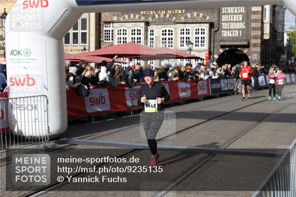 05.10.2025 - 20. swb-Marathon Bremen Yannick Fuchs http://msf.ph/oto/9235135 05.10.2025 11:04:24 Ziel 9448, 9537, 10098, 10853, 11001, 11077, 11102, 11685 meine-sportfotos.de