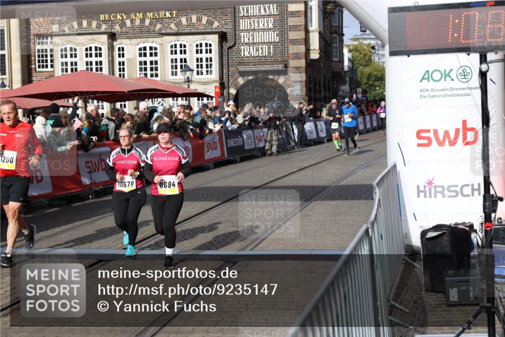 05.10.2025 - 20. swb-Marathon Bremen Yannick Fuchs http://msf.ph/oto/9235147 05.10.2025 11:04:29 Ziel 9448, 9537, 9684, 10678, 11200 meine-sportfotos.de