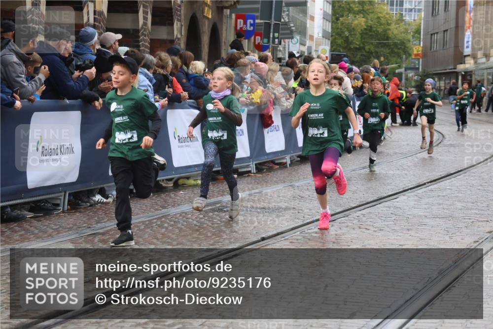 05.10.2025 - 20. swb-Marathon Bremen Strokosch-Dieckow http://msf.ph/oto/9235176 05.10.2025 15:19:42 Ziel  meine-sportfotos.de