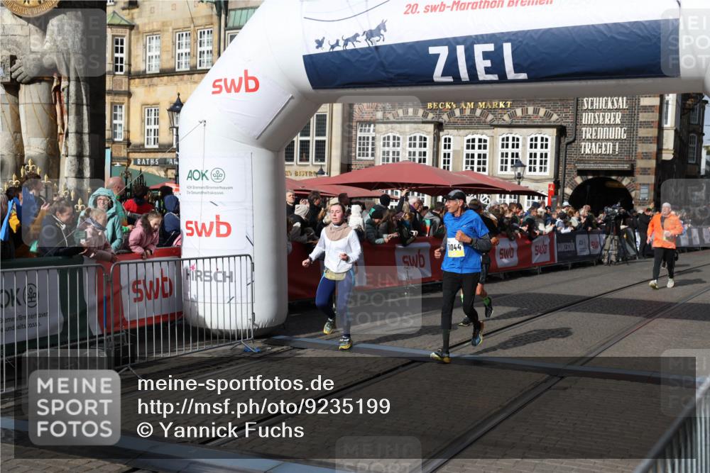05.10.2025 - 20. swb-Marathon Bremen Yannick Fuchs http://msf.ph/oto/9235199 05.10.2025 11:04:35 Ziel 8111, 9610, 9684, 10278, 10439, 10483, 10678, 11044, 11200 meine-sportfotos.de