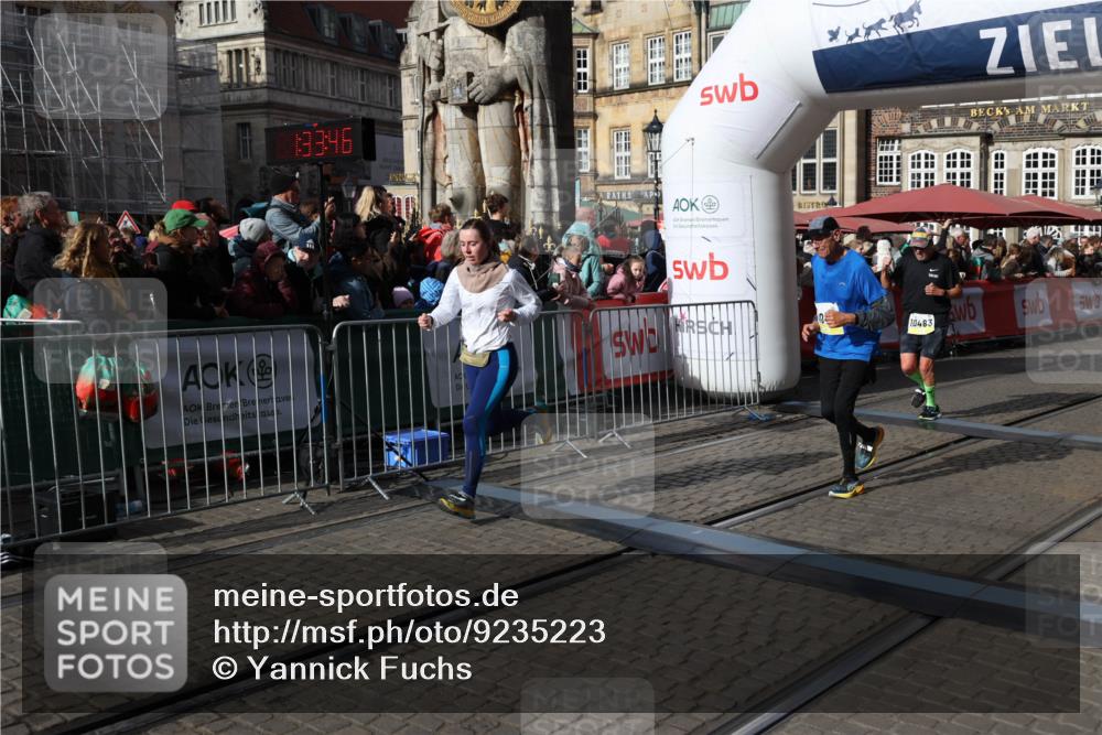 05.10.2025 - 20. swb-Marathon Bremen Yannick Fuchs http://msf.ph/oto/9235223 05.10.2025 11:04:36 Ziel 8111, 9610, 10278, 10439, 10483, 10678, 10956, 11044, 11704 meine-sportfotos.de