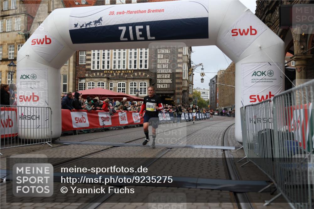 05.10.2025 - 20. swb-Marathon Bremen Yannick Fuchs http://msf.ph/oto/9235275 05.10.2025 10:36:28 Ziel 11013 meine-sportfotos.de