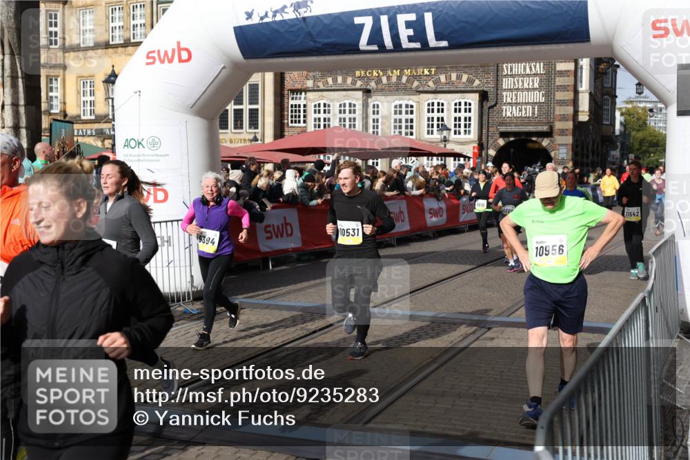 05.10.2025 - 20. swb-Marathon Bremen Yannick Fuchs http://msf.ph/oto/9235283 05.10.2025 11:04:41 Ziel 8111, 9394, 9610, 9915, 10278, 10439, 10483, 10485, 10531, 10674, 10869, 10956, 11044, 11196, 11542, 11704 meine-sportfotos.de
