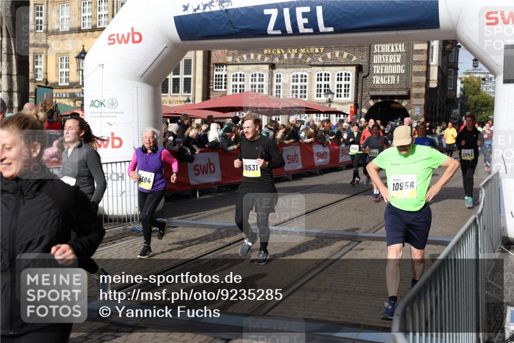 05.10.2025 - 20. swb-Marathon Bremen Yannick Fuchs http://msf.ph/oto/9235285 05.10.2025 11:04:41 Ziel 8111, 9394, 9610, 9915, 10278, 10439, 10483, 10485, 10531, 10674, 10869, 10956, 11044, 11196, 11542, 11704 meine-sportfotos.de