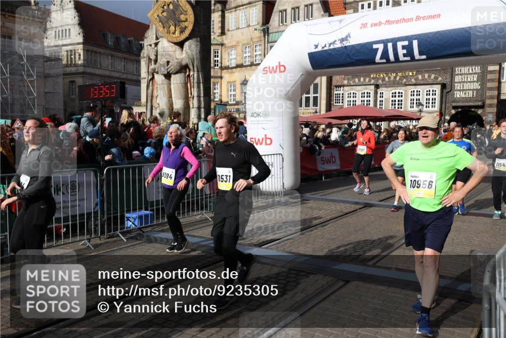 05.10.2025 - 20. swb-Marathon Bremen Yannick Fuchs http://msf.ph/oto/9235305 05.10.2025 11:04:43 Ziel 8111, 9394, 9610, 9750, 9915, 10278, 10485, 10531, 10532, 10674, 10869, 10956, 11196, 11542, 11704 meine-sportfotos.de
