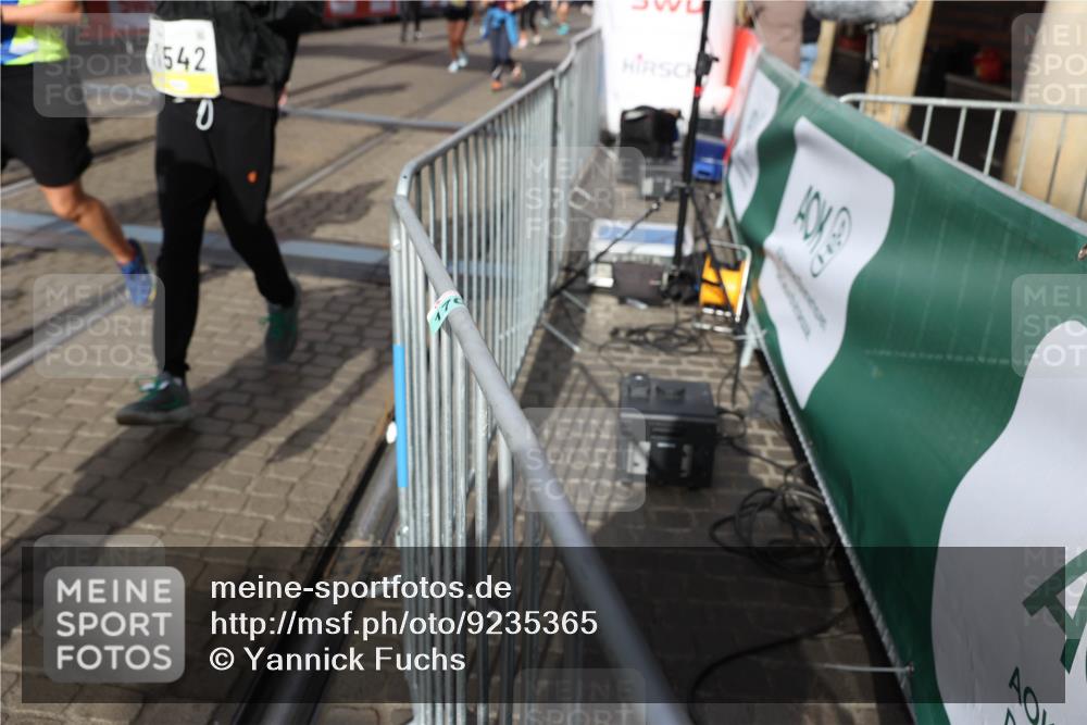05.10.2025 - 20. swb-Marathon Bremen Yannick Fuchs http://msf.ph/oto/9235365 05.10.2025 11:04:45 Ziel 8111, 9394, 9610, 9623, 9750, 9771, 9915, 10278, 10485, 10531, 10532, 10674, 10869, 10956, 11196, 11542, 11704 meine-sportfotos.de