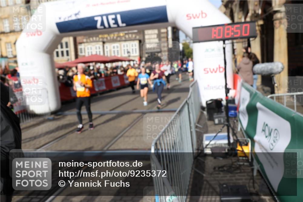 05.10.2025 - 20. swb-Marathon Bremen Yannick Fuchs http://msf.ph/oto/9235372 05.10.2025 11:04:46 Ziel 9394, 9623, 9750, 9771, 9915, 10485, 10531, 10532, 10674, 10869, 10956, 11196, 11542, 11704 meine-sportfotos.de