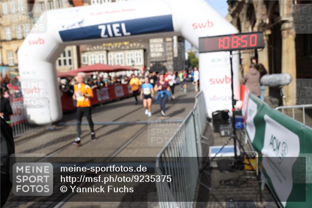 05.10.2025 - 20. swb-Marathon Bremen Yannick Fuchs http://msf.ph/oto/9235375 05.10.2025 11:04:46 Ziel 9394, 9623, 9750, 9771, 9915, 10485, 10531, 10532, 10674, 10869, 10956, 11196, 11542, 11704 meine-sportfotos.de