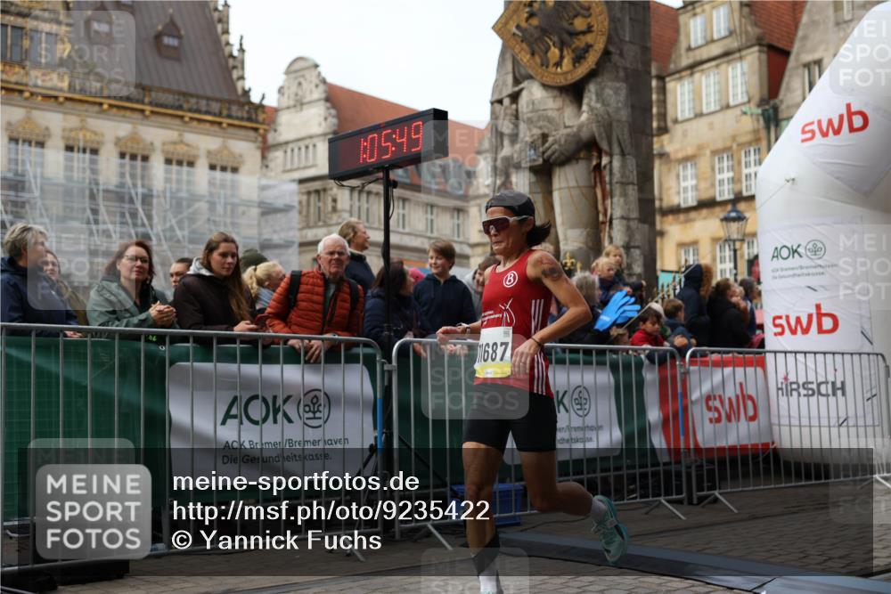 05.10.2025 - 20. swb-Marathon Bremen Yannick Fuchs http://msf.ph/oto/9235422 05.10.2025 10:36:38 Ziel 11185, 11687 meine-sportfotos.de