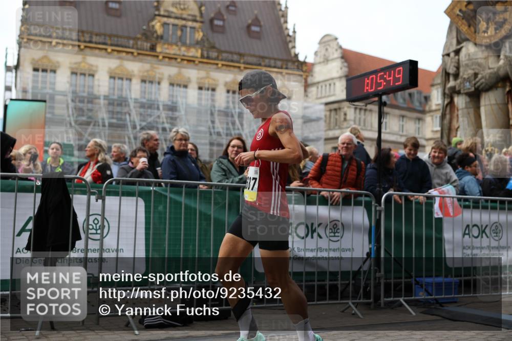 05.10.2025 - 20. swb-Marathon Bremen Yannick Fuchs http://msf.ph/oto/9235432 05.10.2025 10:36:38 Ziel 11185, 11687 meine-sportfotos.de