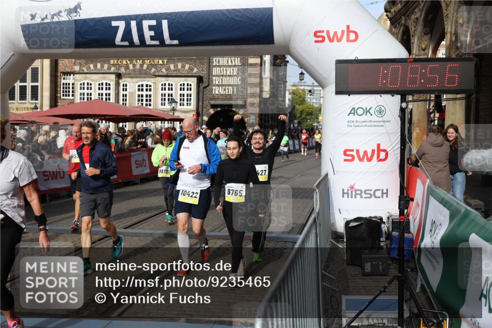 05.10.2025 - 20. swb-Marathon Bremen Yannick Fuchs http://msf.ph/oto/9235465 05.10.2025 11:04:52 Ziel 9532, 9623, 9750, 9765, 9771, 9812, 9927, 10422, 10451, 10532, 10557, 10964, 11035, 11427, 11546, 11615 meine-sportfotos.de