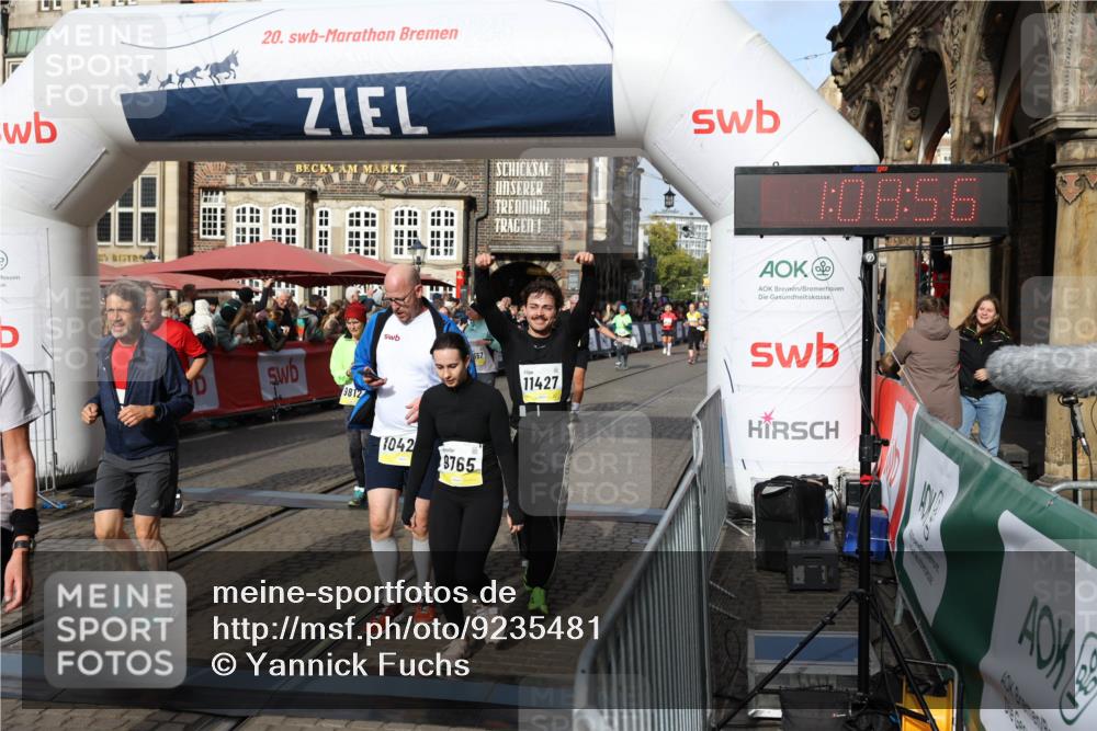 05.10.2025 - 20. swb-Marathon Bremen Yannick Fuchs http://msf.ph/oto/9235481 05.10.2025 11:04:52 Ziel 9532, 9623, 9750, 9765, 9771, 9812, 9927, 10422, 10451, 10532, 10557, 10964, 11035, 11427, 11546, 11615 meine-sportfotos.de