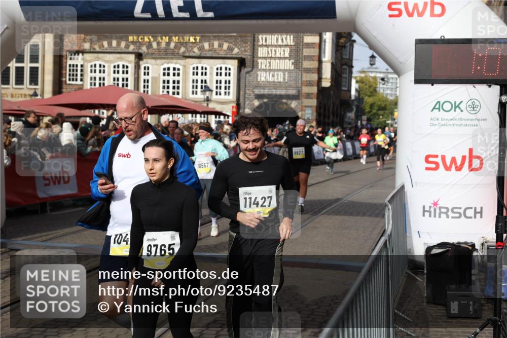 05.10.2025 - 20. swb-Marathon Bremen Yannick Fuchs http://msf.ph/oto/9235487 05.10.2025 11:04:53 Ziel 9532, 9623, 9750, 9765, 9771, 9812, 9927, 10422, 10451, 10532, 10557, 10964, 11035, 11427, 11546, 11615 meine-sportfotos.de